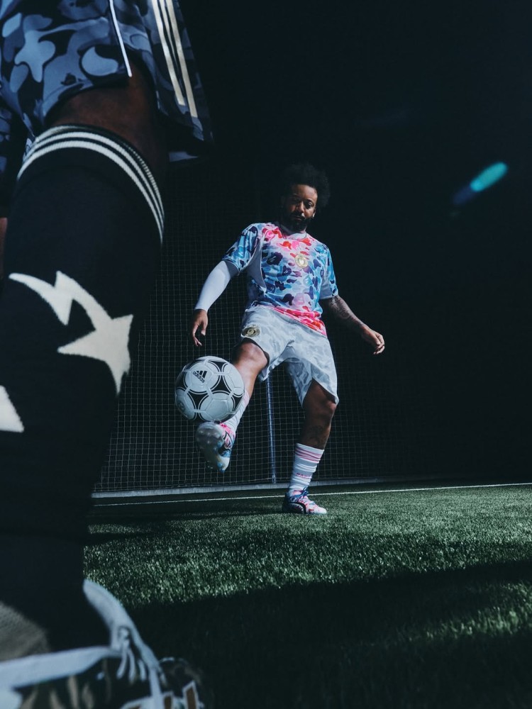 IMAGE VIA BAPE